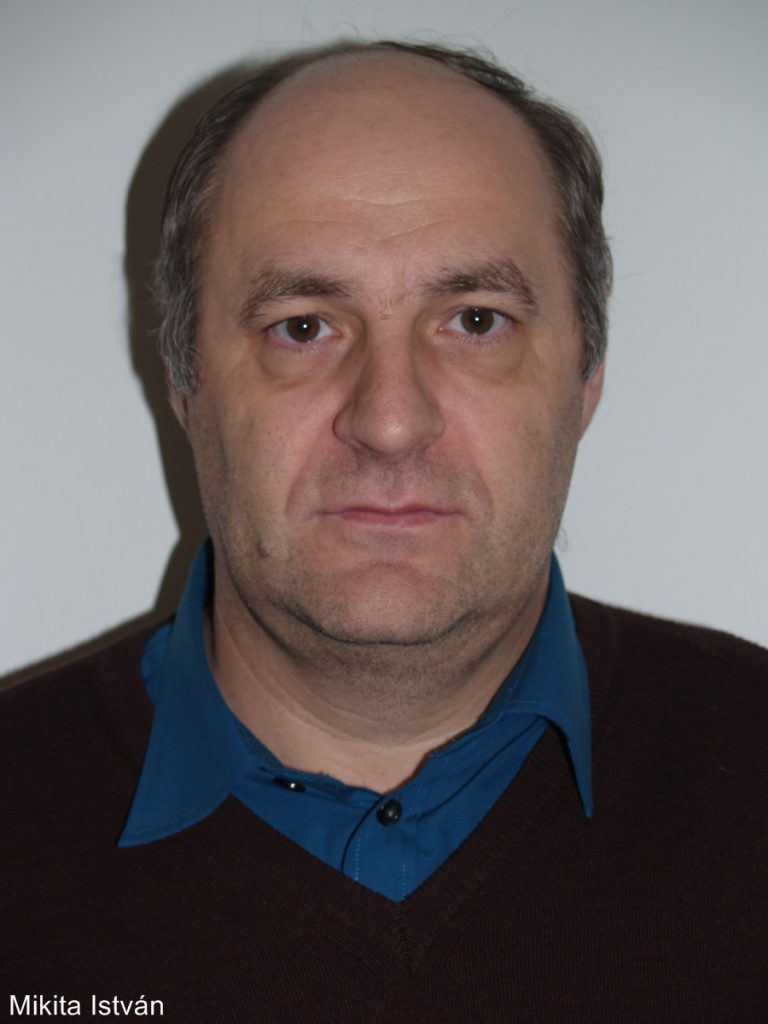 Gyárigazgató: Mikita István