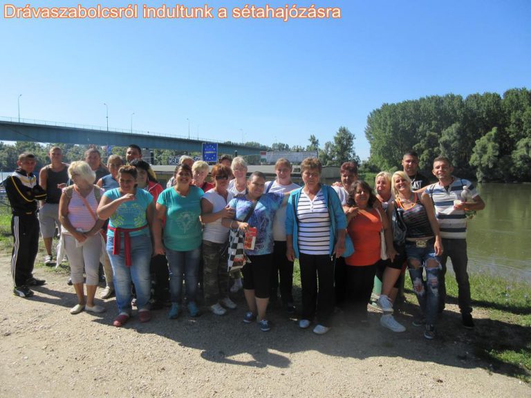 Hajókáztak a közfoglalkoztatottak