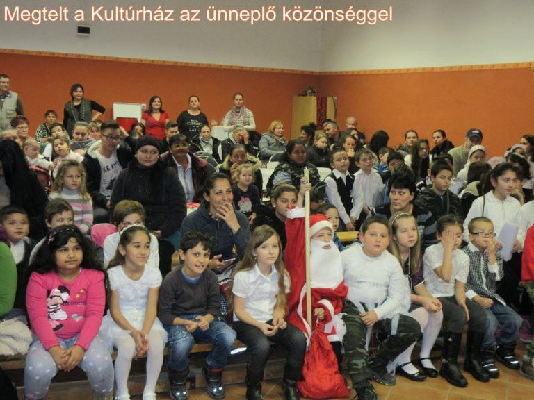 Karácsonyi ünnepség Sumonyban
